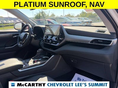 2026 Toyota Highlander Hybrid Platinum