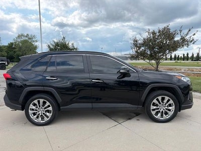 2020 Toyota RAV4 Limited