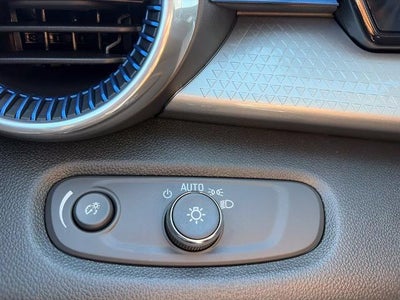 2026 Chevrolet Trax FWD 4dr LT