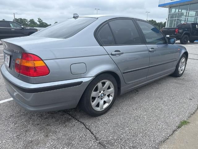 2004 BMW 3 Series 325i