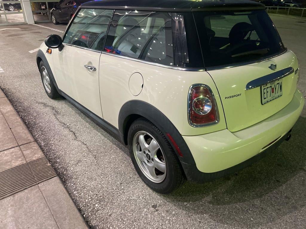2011 MINI Cooper Hardtop Base