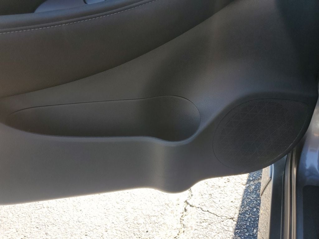 2025 Nissan Leaf S