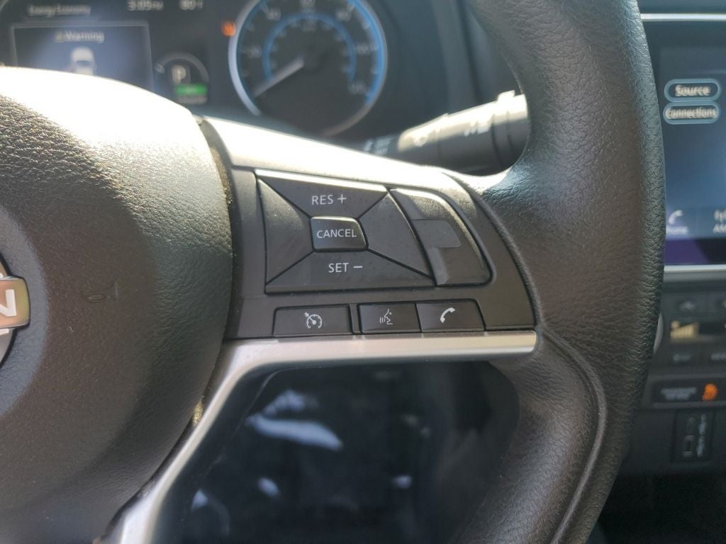 2025 Nissan Leaf S