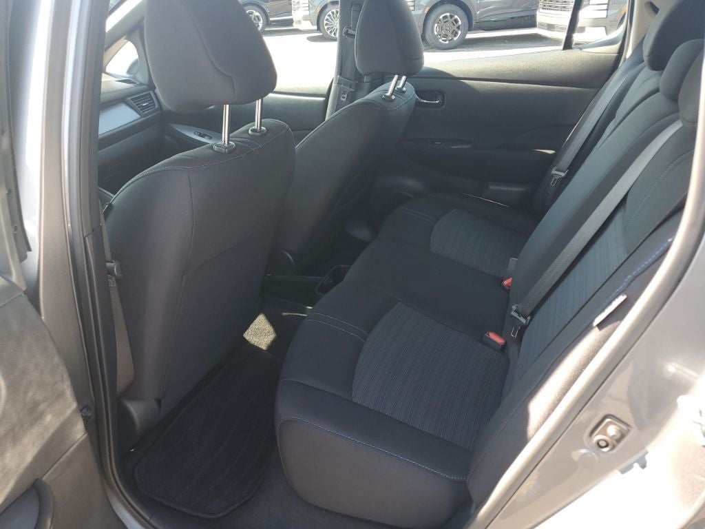 2025 Nissan Leaf S