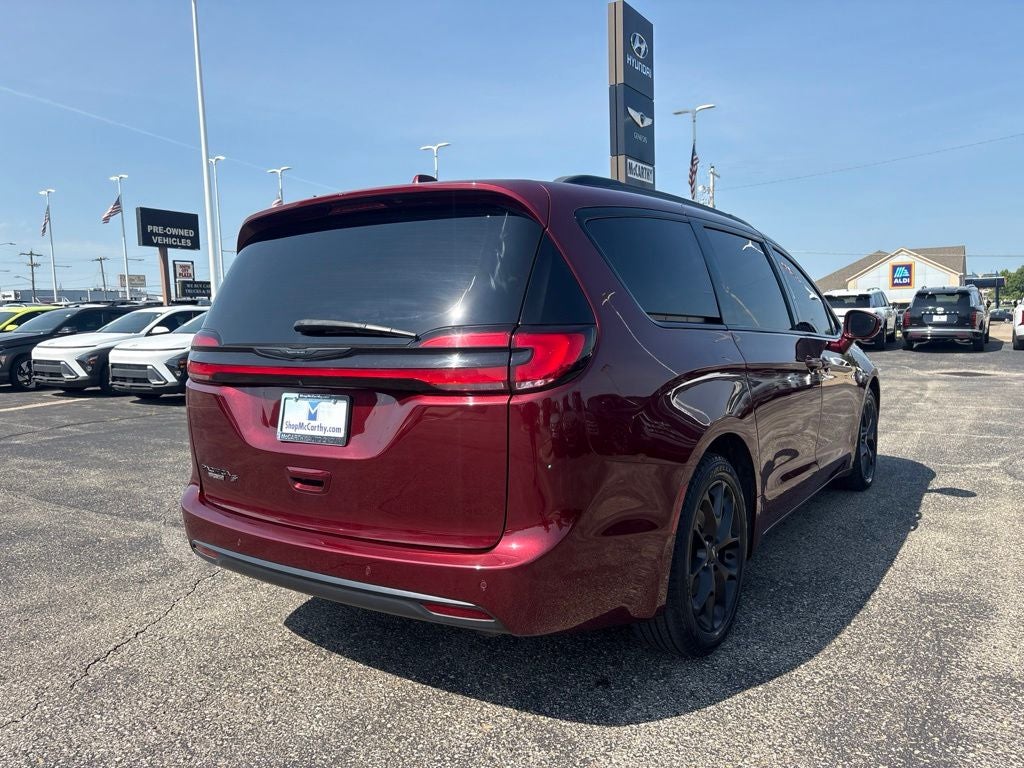 2021 Chrysler Pacifica Touring