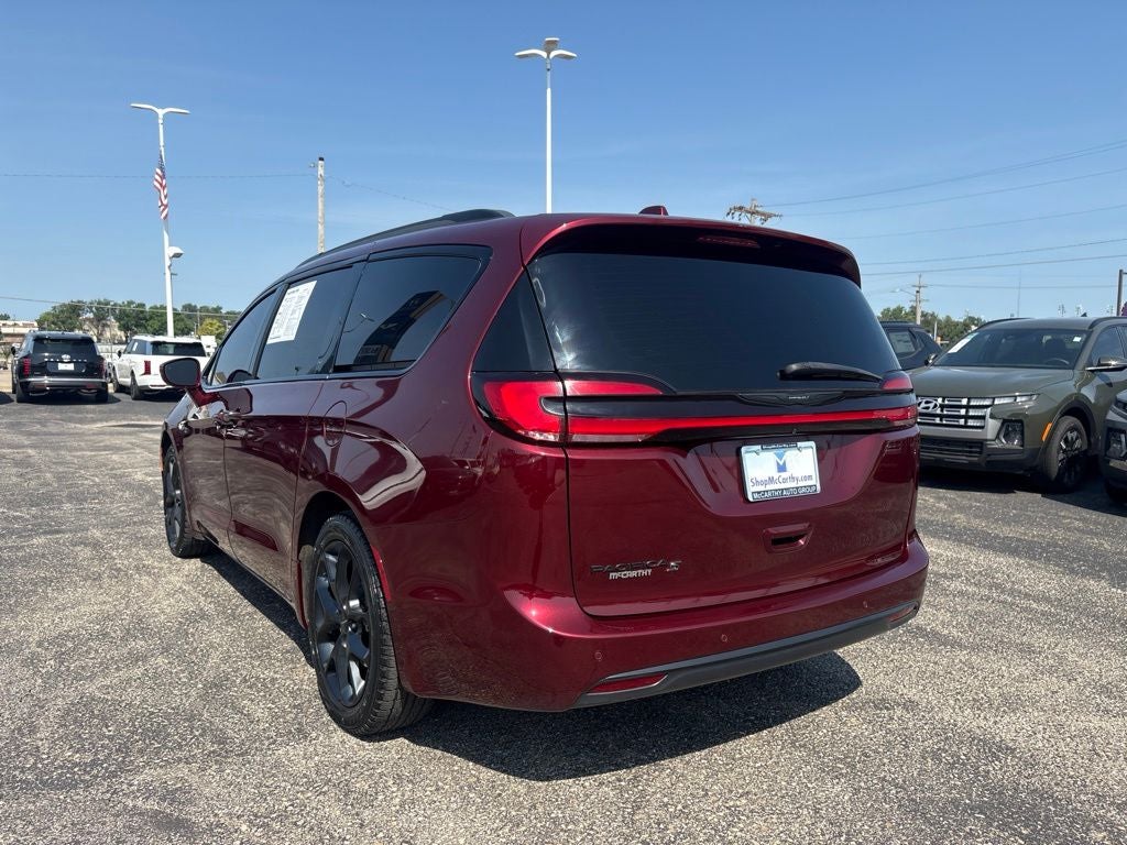2021 Chrysler Pacifica Touring