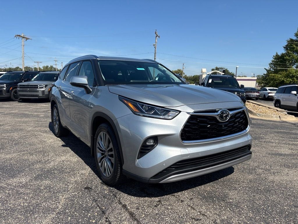2021 Toyota Highlander Platinum