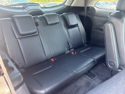 2017 Toyota Highlander SE