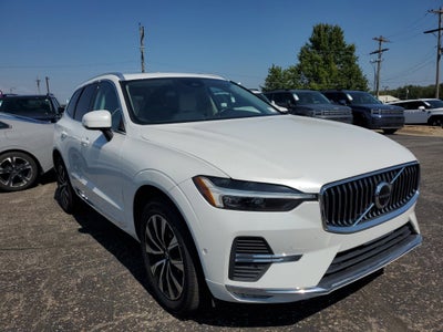 2023 Volvo XC60 B5 Plus Bright Theme