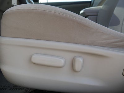 2010 Toyota Camry LE